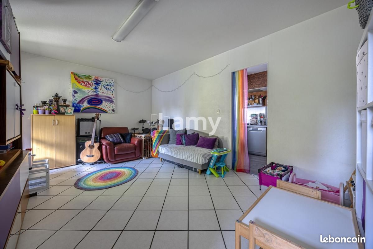 Appartement 5 pièces 92 m² · à Annecy · 92 m² · 259 000 €