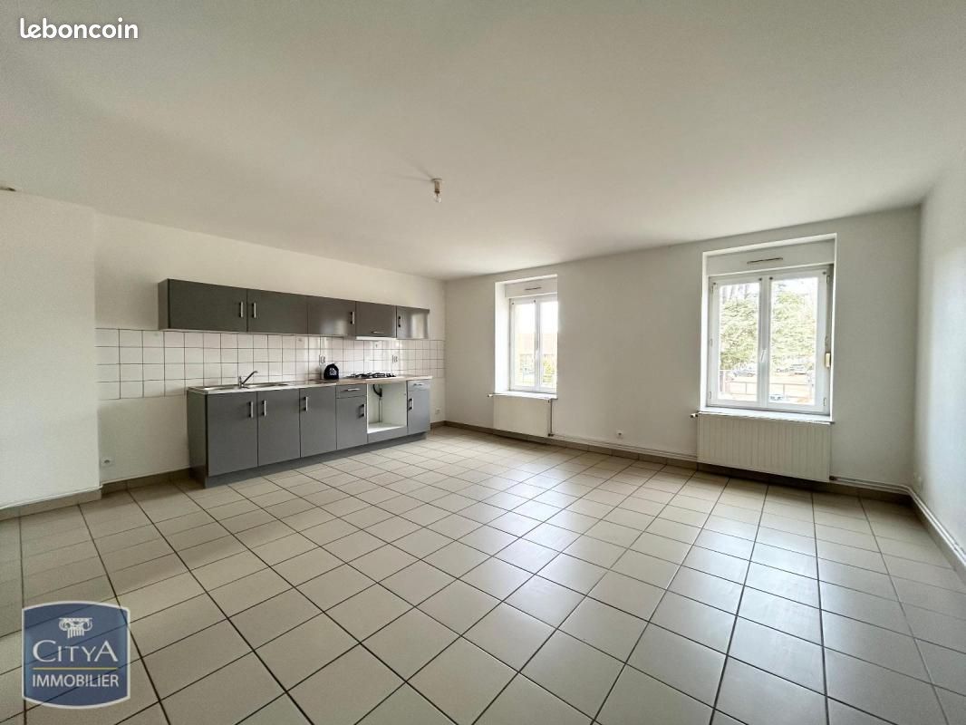 Appartement 2 pièces 48 m² · à Vougy · 48 m² · 380 €