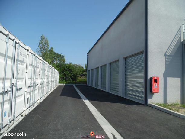 https://img.leboncoin.fr/api/v1/lbcpb1/images/52/85/25/528525f63261ab8e9acd57d5a26cea9ae6656f0b.jpg?rule=ad-image