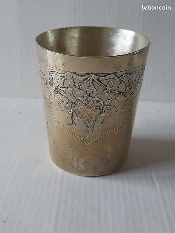 ANCIENNE TIMBALE DE NAISSANCE ovoïde Métal argenté Époque Art déco
