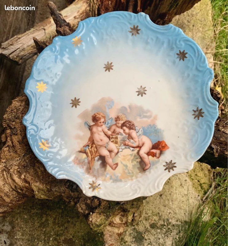 Assiettes anciennes moustiers bleu & blanc - motif putto/angelot - Arts de la table