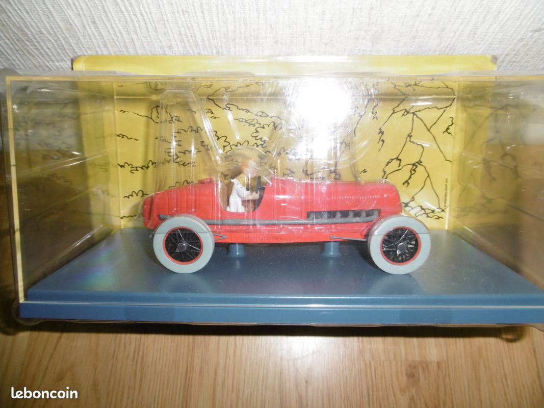 Voiture tintin /moulinsart / herge / les cigares du pharaon (image 1)