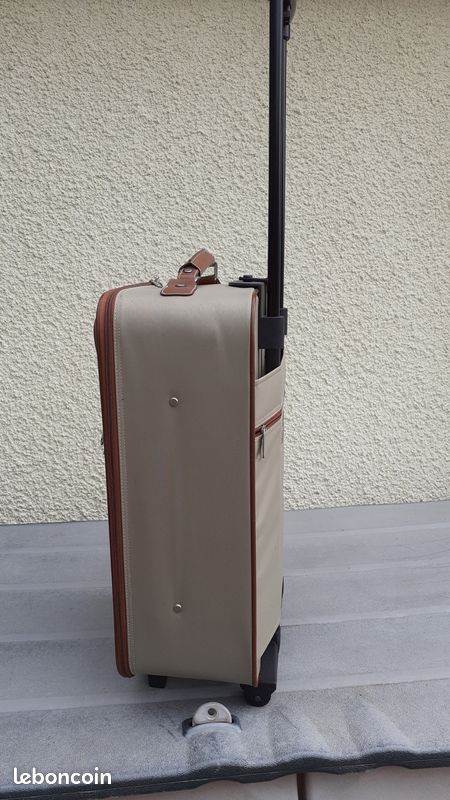 Valise + vanity (image 4)