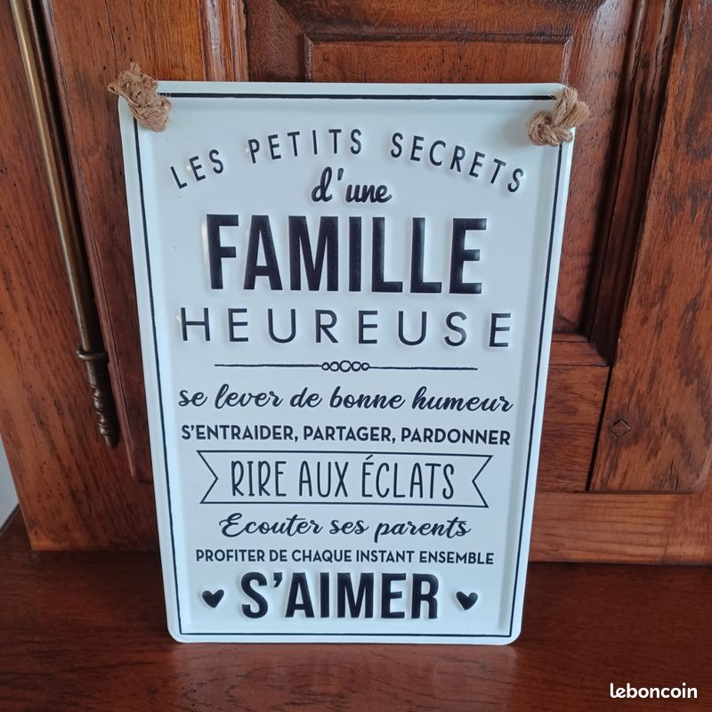 Blason V7 En Bois Découpé Laser – 25 Cm – Idéal DIY, Héraldique, Peinture, Décoration Médiévale