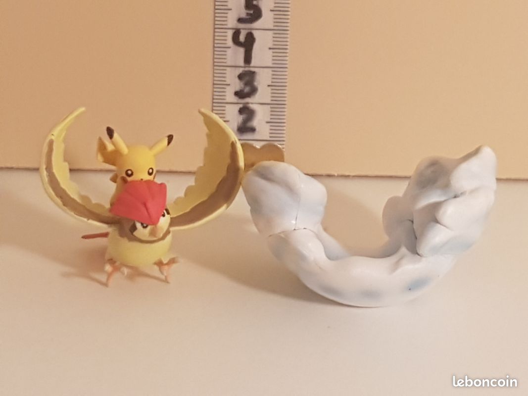 [Re-ment] Figurine Pokemon terrarium pikachu & roucarnage (image 3)