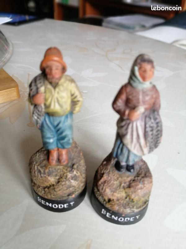 Couple de pecheurs en terre cuite (image 1)