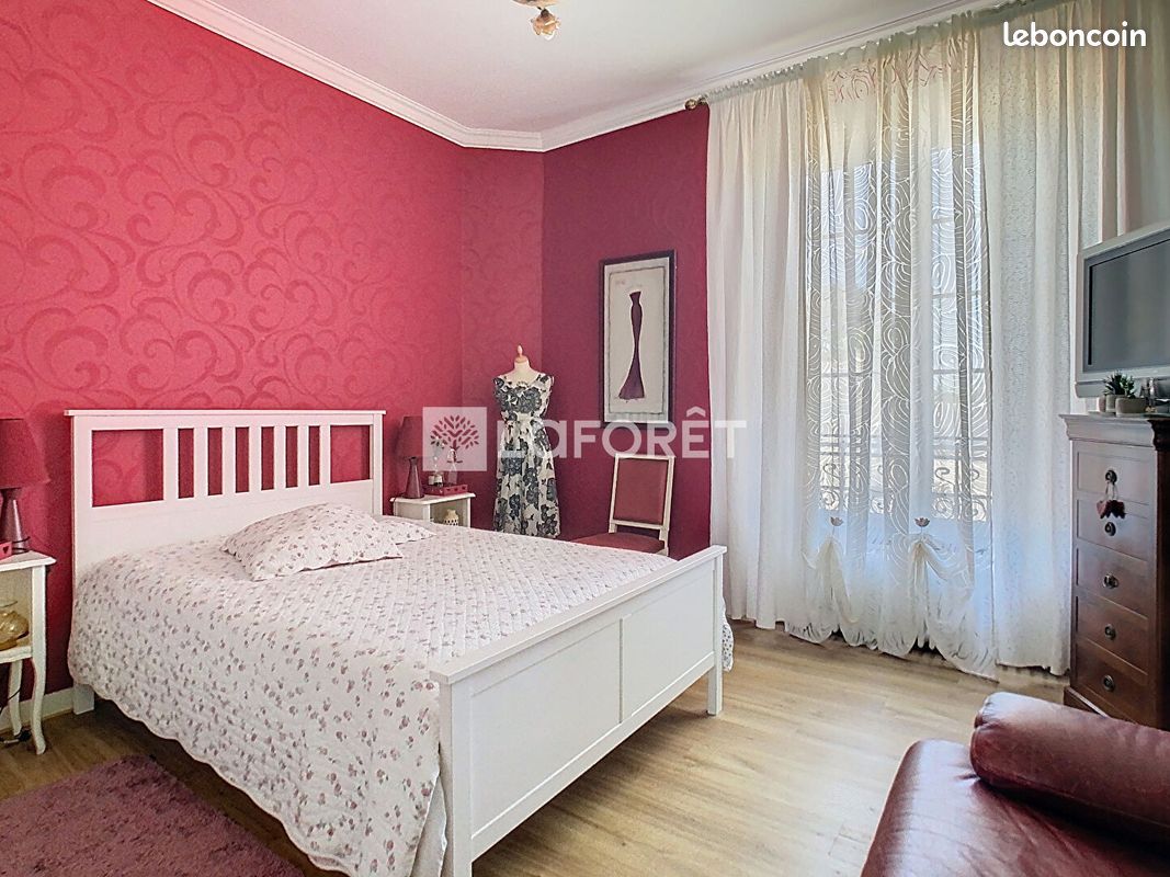 Maison 10 pièces 260 m² (image 8)