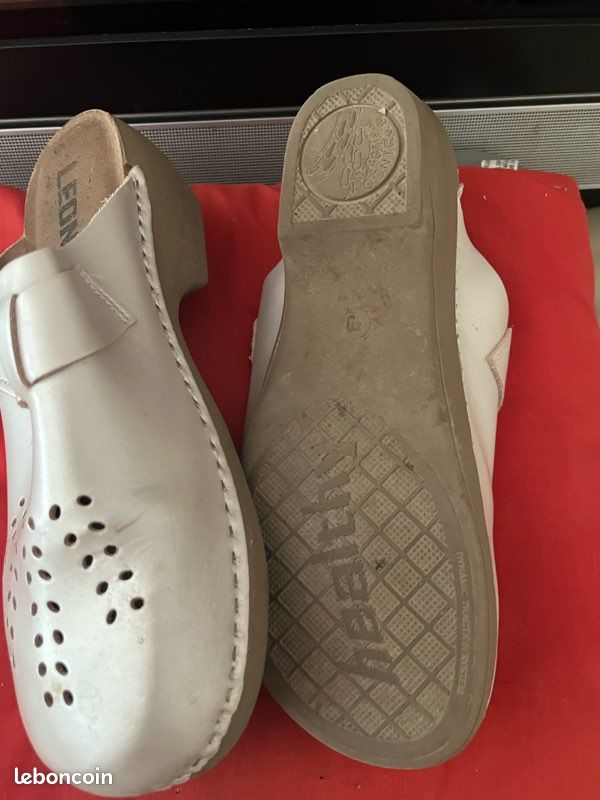 CHAUSSURES nombreuses (image 2)