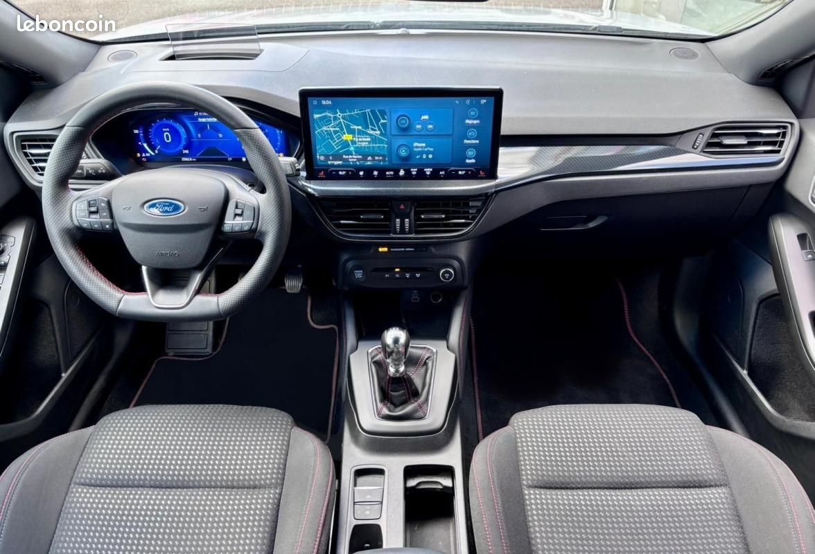Ford Focus SW 1.0 EcoBoost 125 S&S mHEV ST-Line X (image 5)