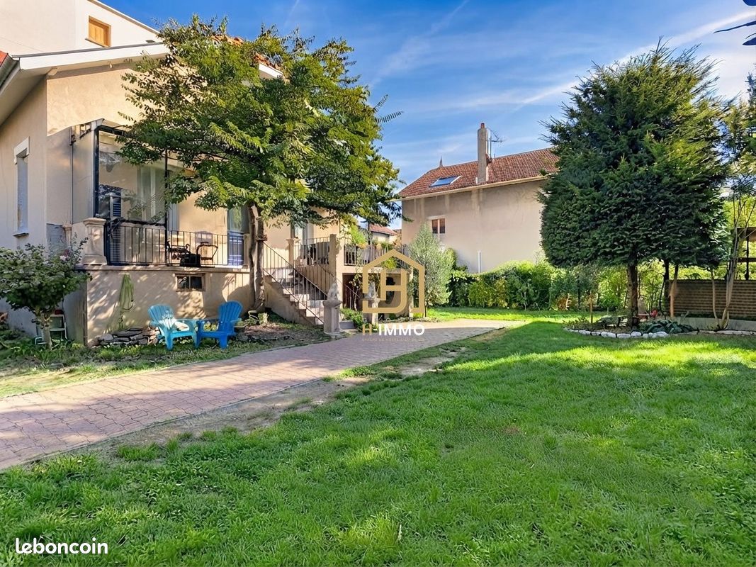 Maison 4 pièces 176 m² · à Grenoble · 176 m² · 480 000 €