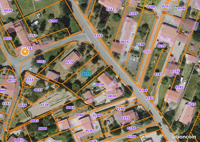 Terrain 736 m² Chaniers