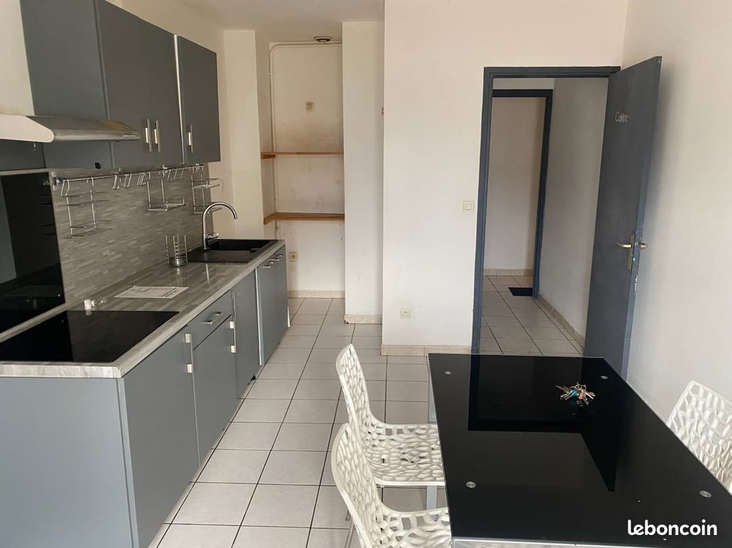 Appartement 4 pièces 67 m² · à Millau · 67 m² · 630 €/mois
