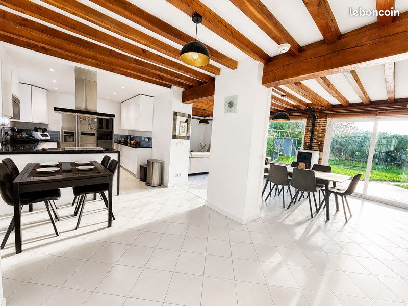 Maison 7 pièces 140 m² · à Ozoir-la-Ferrière · 140 m² · 410 000 €