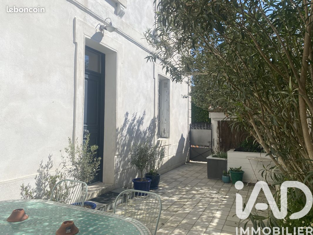 Maison 6 pièces 130 m² · à Mérignac · 130 m² · 629 000 €