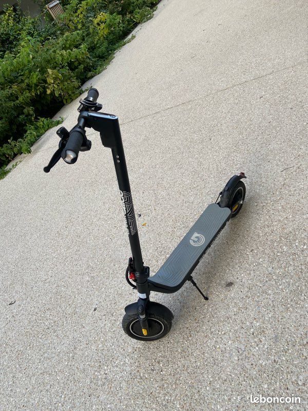 Trottinette électrique, Urban Glide (image 2)