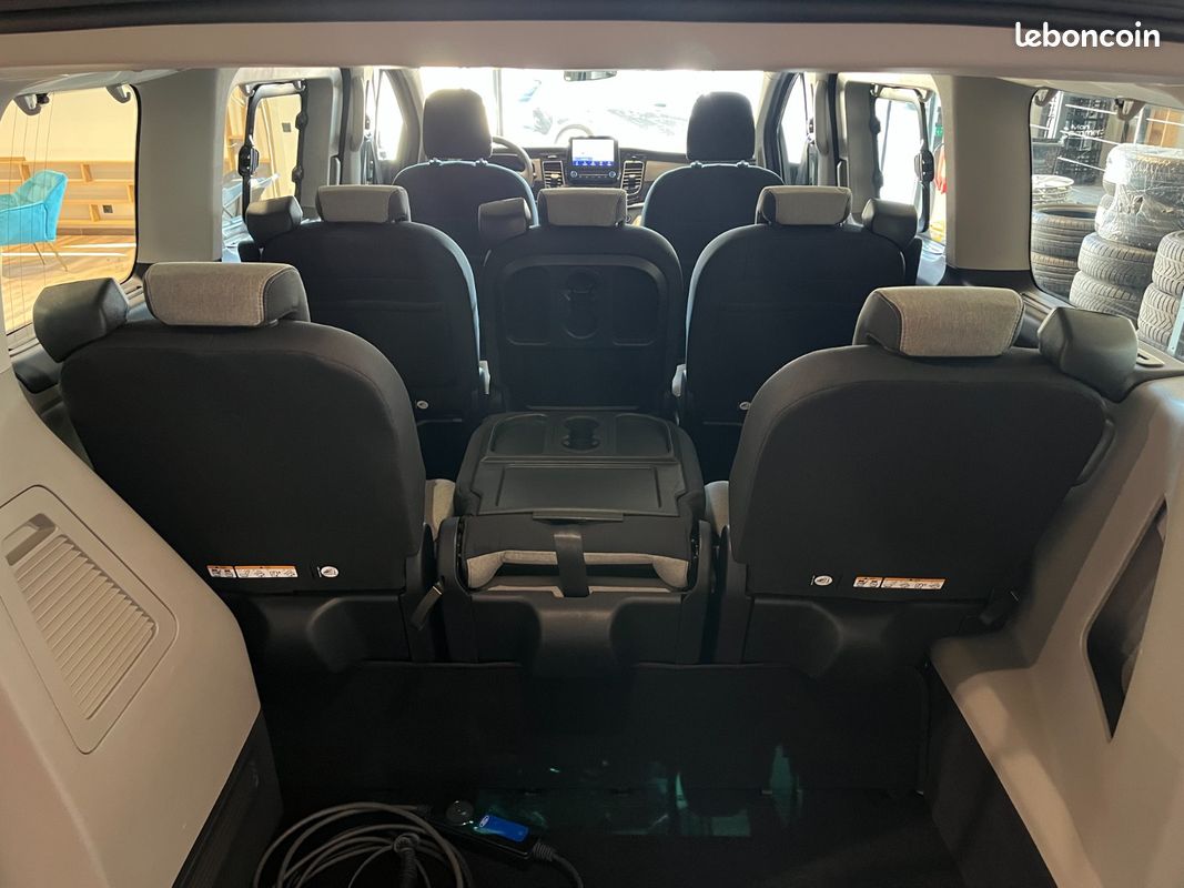 FORD TOURNEO CUSTOM 320 L1H1 1.0 EcoBoost 120 Phev Titanium (image 22)