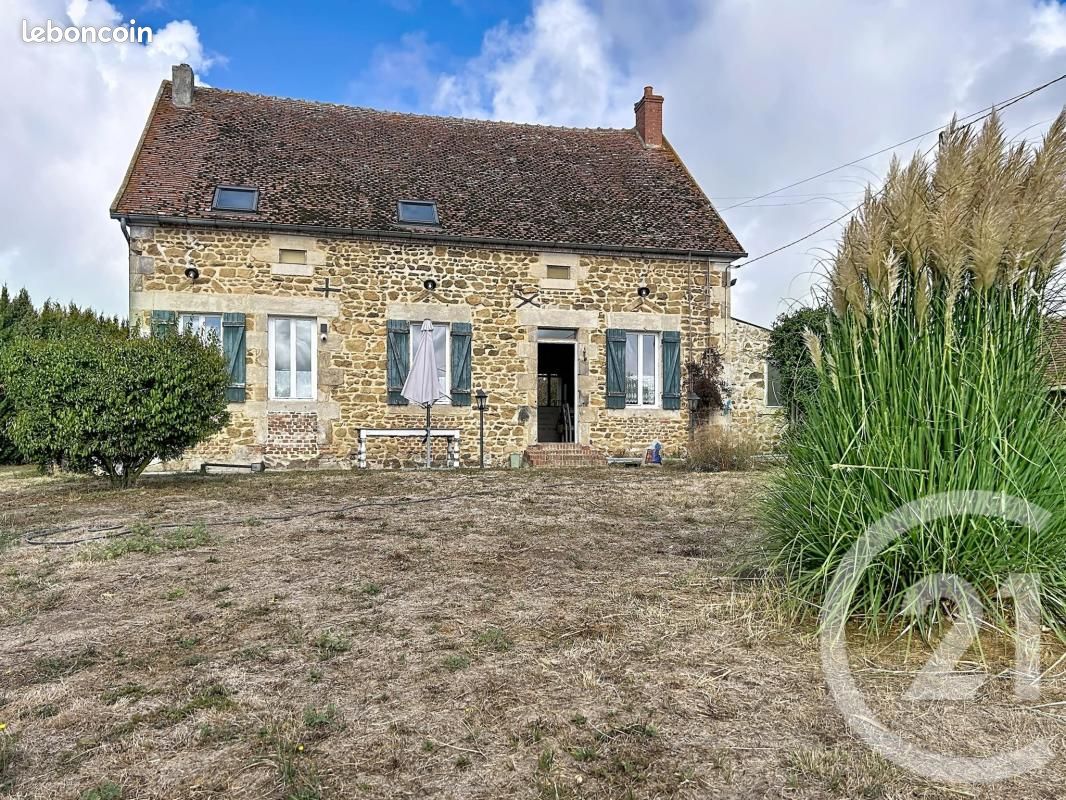 Maison 4 pièces 155 m² · à Treban · 155 m² · 159 000 €