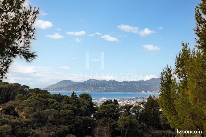 Villa 6 pièces 176 m² — 3