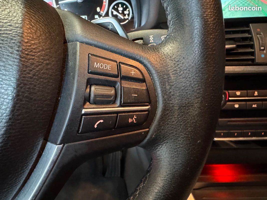 BMW X4 F26 xDrive30d 258ch xLine A (image 11)