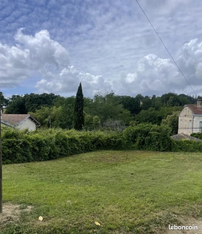 Terrain 443 m² · à Verdelais · 54 000 €