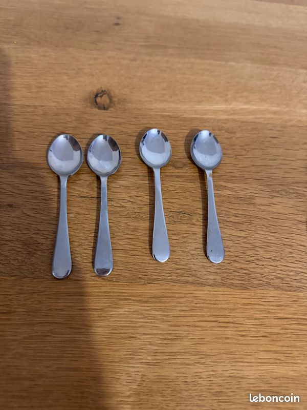 Cuillères à Café Julliard – Lot De 4, Acier Inoxydable, Argentées, Lavables Lave-vaisselle