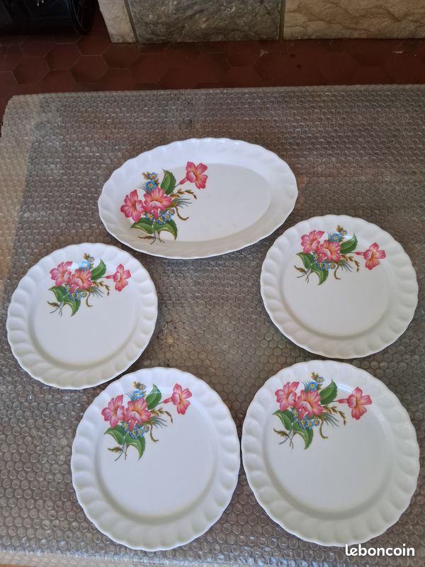 Assiette vintage fleurs d'occasion - Arts de la table