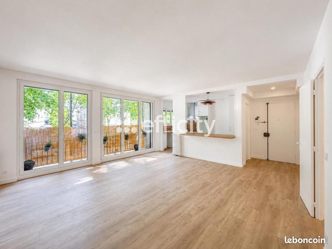 Appartement 3 pièces 79 m² · à Paris · 79 m² · 889 000 €