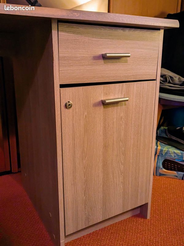 Bureau beige IKEA (image 3)