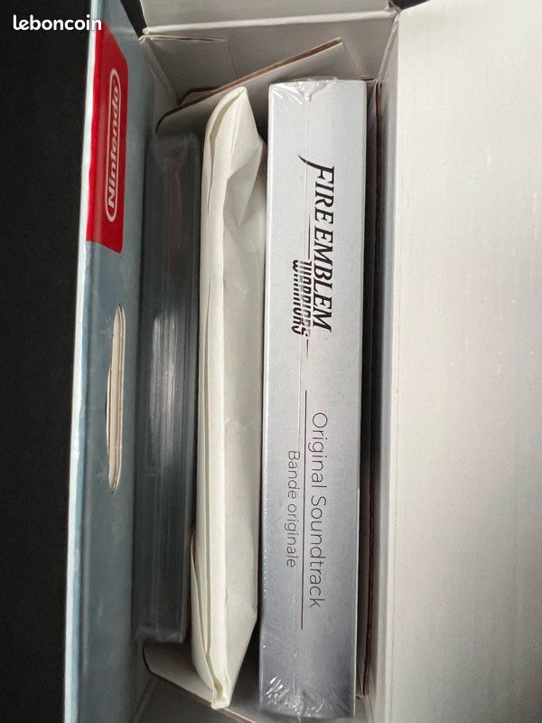 Fire emblem édition limitée switch sous blister (image 2)