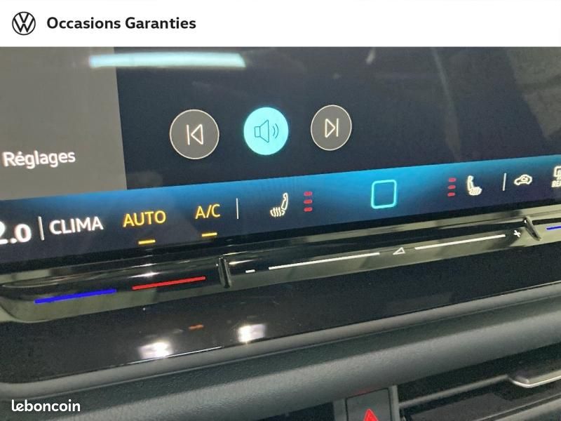 Volkswagen T-Roc 1.5 eTSI 150ch R-Line DSG7 (image 17)