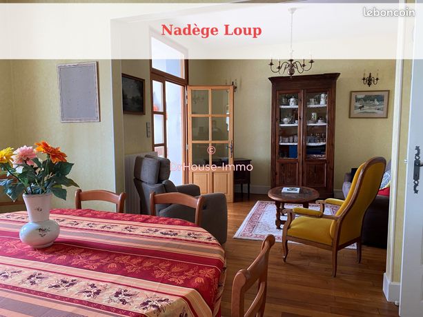 https://img.leboncoin.fr/api/v1/lbcpb1/images/52/a2/7c/52a27c06ce05680f1c0fd5a2da932926f592e4c3.jpg?rule=ad-image