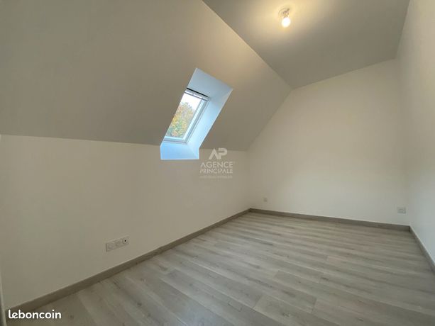 Maison a louer pontoise - 6 pièce(s) - 89 m2 - Surfyn