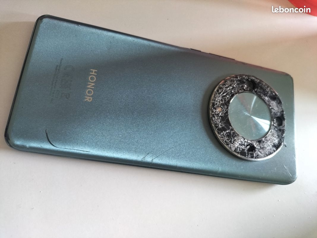 Téléphone pour pièce (image 1)