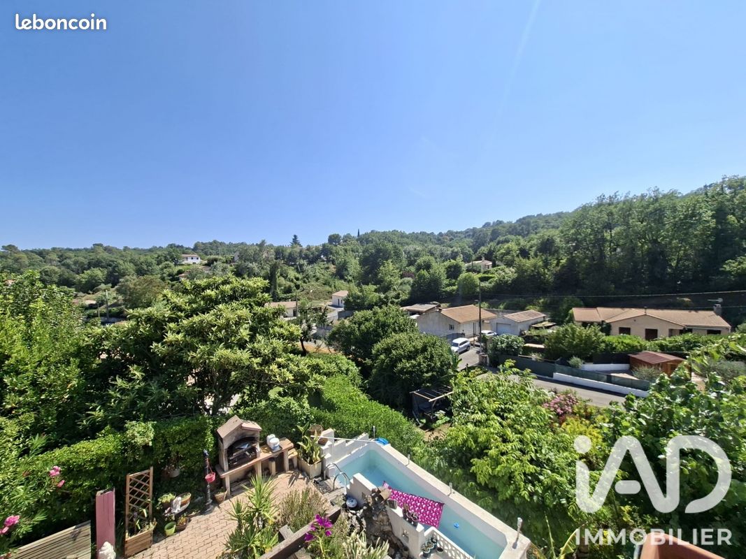 Maison 3 pièces 102 m² · à Saint-Jeannet · 102 m² · 580 000 €
