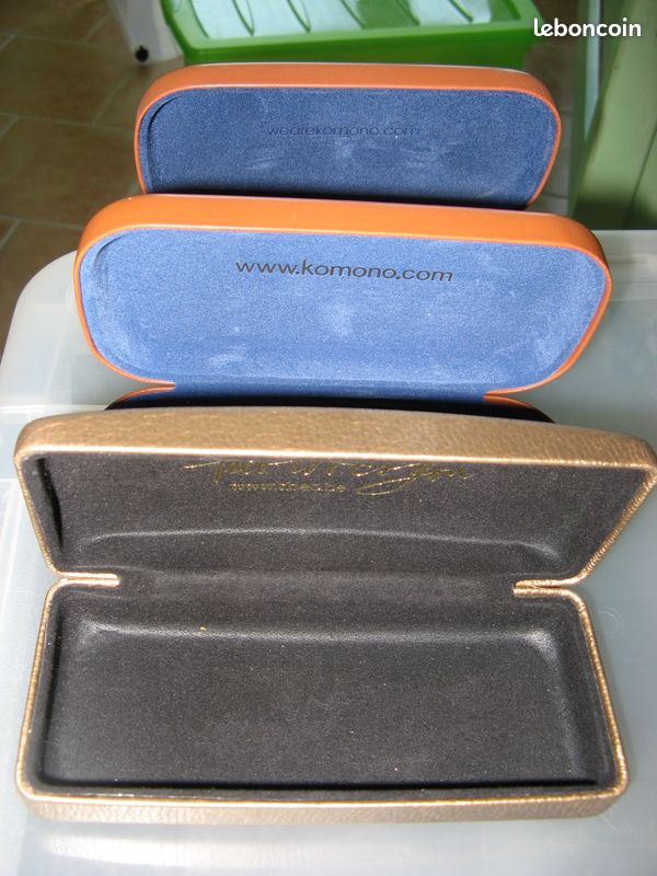 Lot de 3 etuis lunettes tres bon etat (image 3)