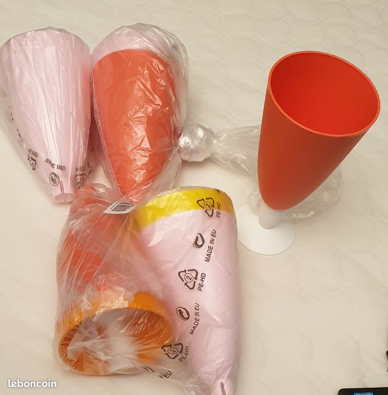 Lot de coupes à pied 330ml TUPPERWARE (image 1)
