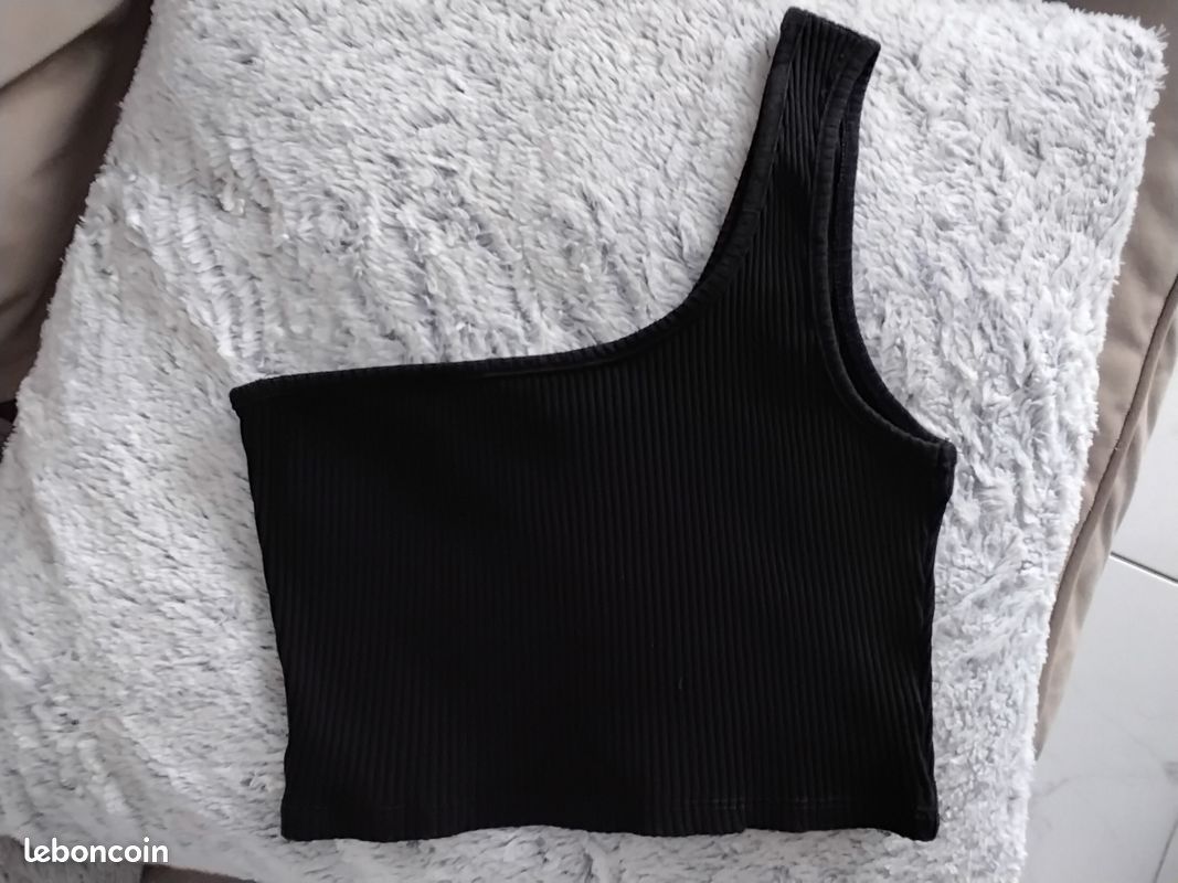 Lot De 4 Hauts Crop Top Shein Taille S (36) Rouge - Neufs Sans étiquettes