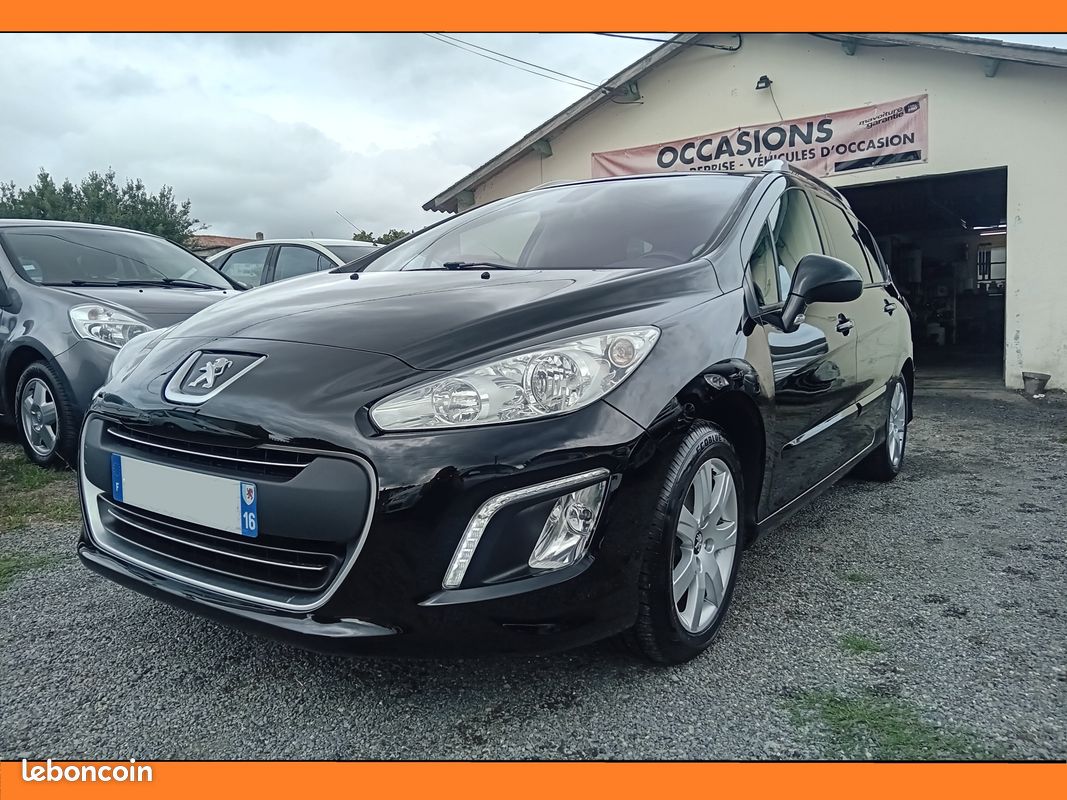 Peugeot 308 I restylée 1.6 e-HDi 112cv Série Spéciale Family 7 places 225 000 kms (image 1)