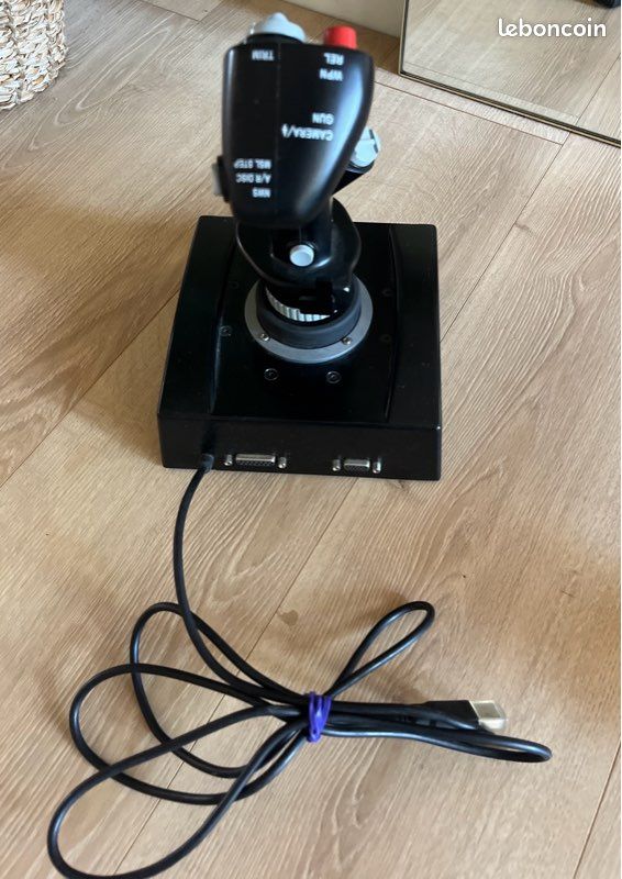 HOTAS Thrustmaster Cougar (Joystick + Manette des gaz) Métal (image 4)