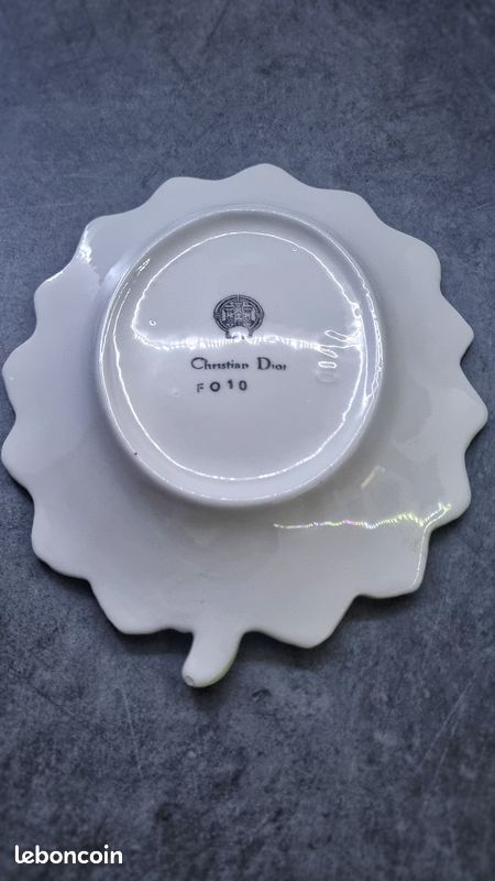 Rare Assiette Christian Dior – Collection Mondiale (image 3)
