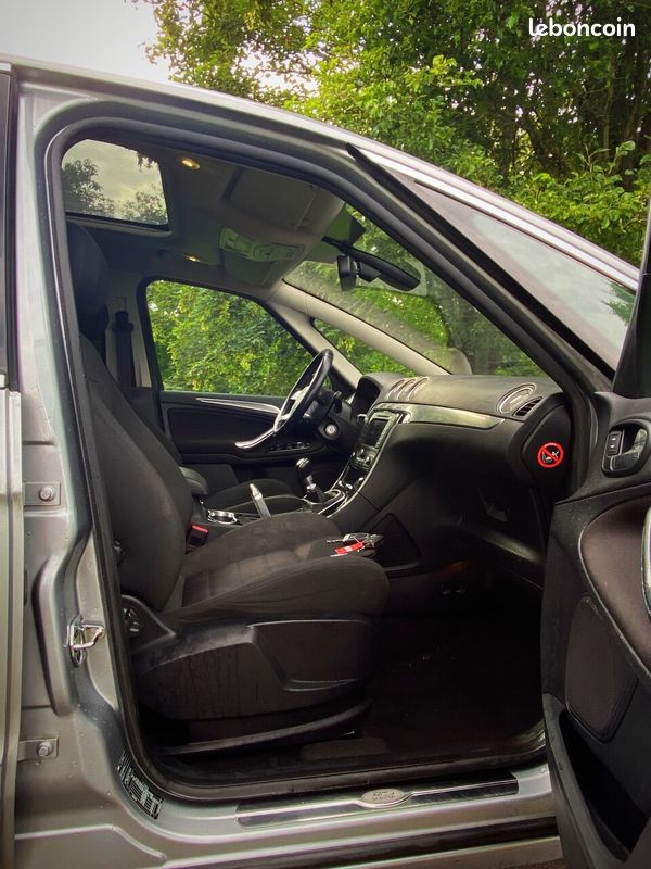 Ford S-MAX 1.6 SCTI 160 ECOBOOST S&S TITANIUM - 7 PLACES CT OK (image 3)