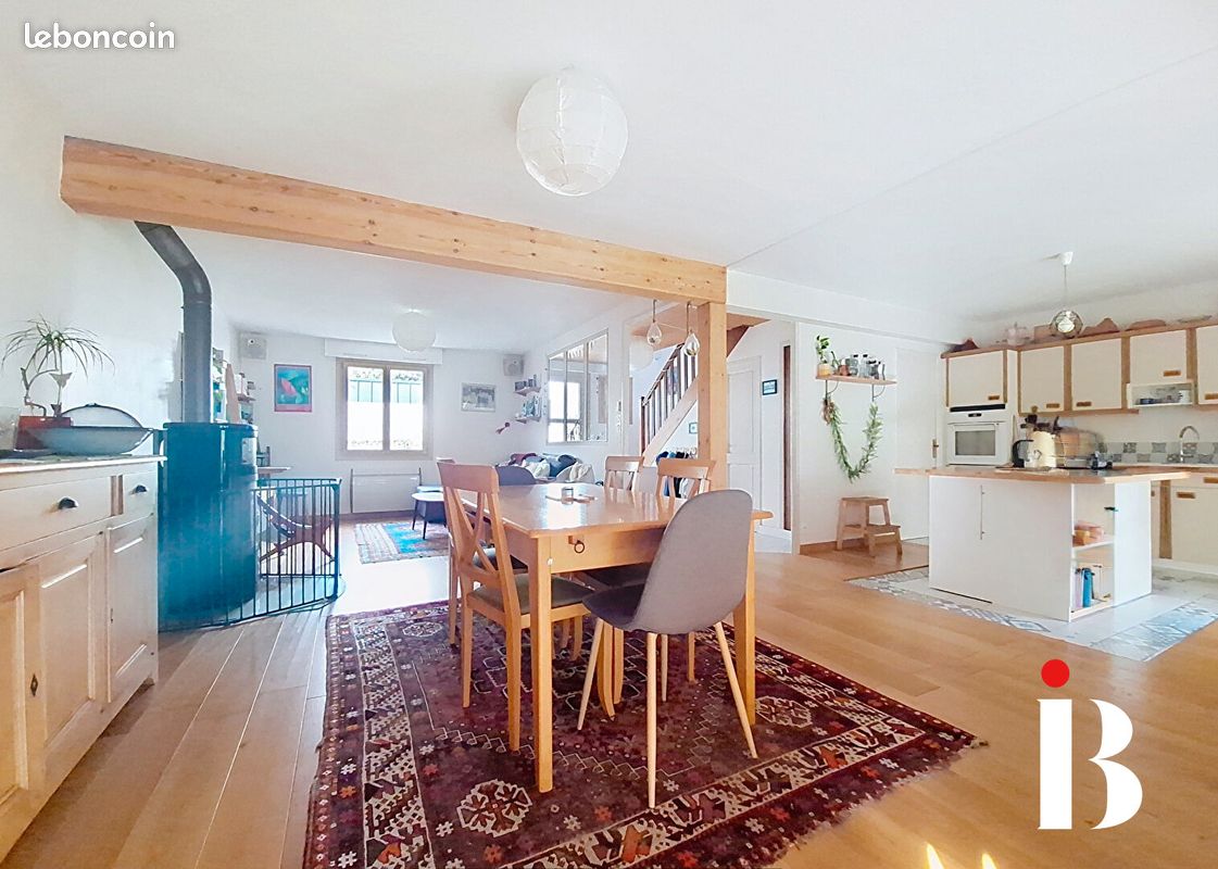 Maison 7 pièces 122 m² · à Couëron · 122 m² · 372 500 €