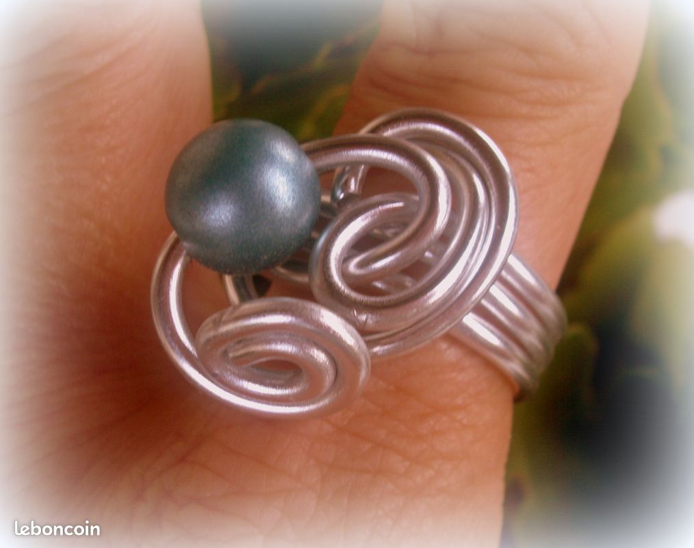 TOUT PETIT PRIX * lot 20 bijoux artisanaux neufs (image 9)