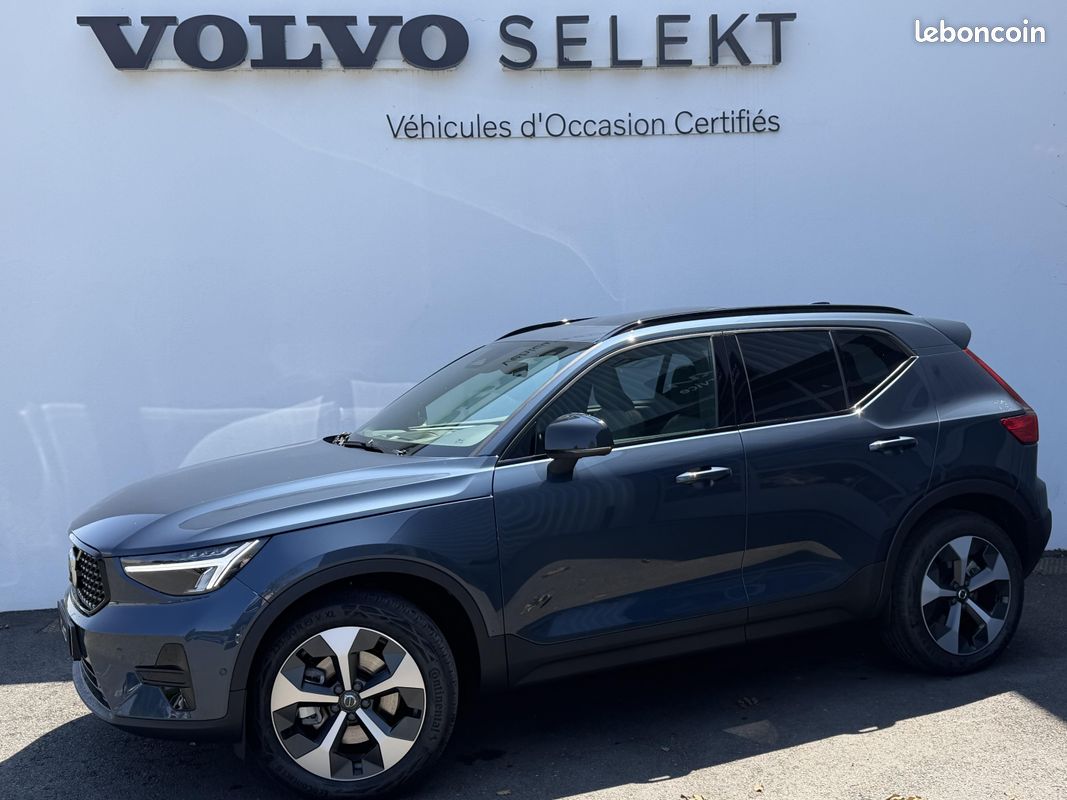 VOLVO XC40 B4 197 ch DCT7 Ultra (image 1)
