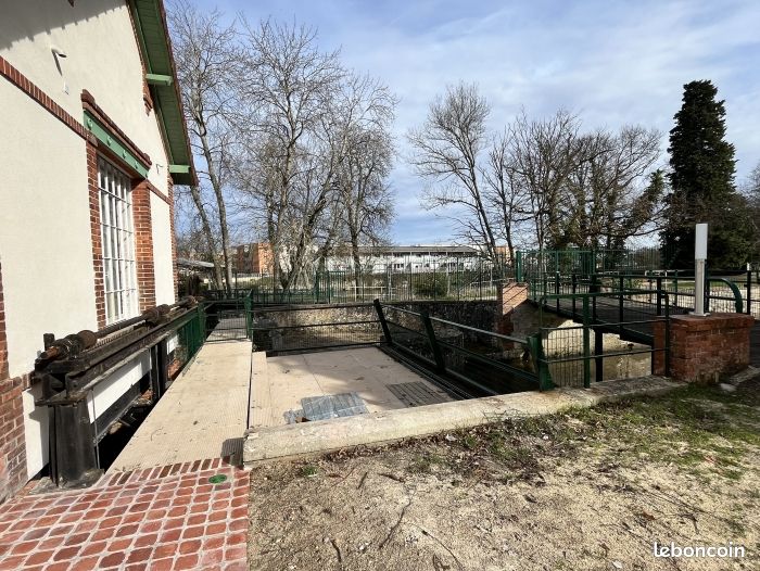 Maison a louer romorantin-lanthenay - 5 pièce(s) - 136 m2 - Surfyn