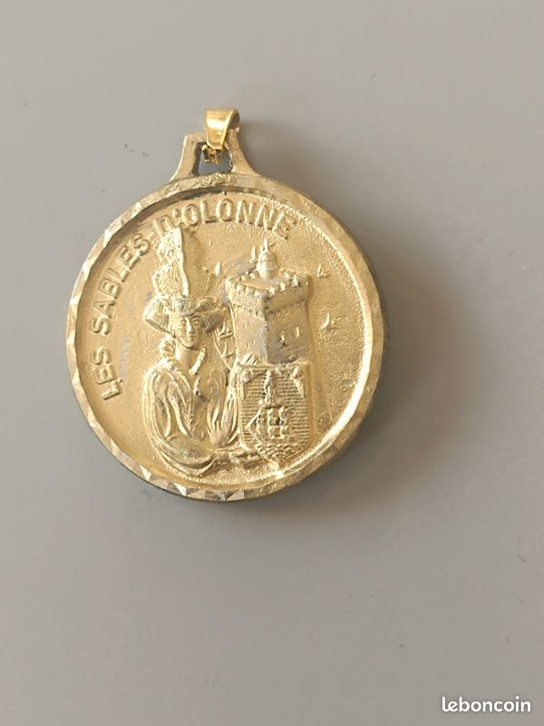 Rare Médaille Pendentif Bronze XVIIe/XVIIIe Siècle - Bélière Inversée - 29x18mm