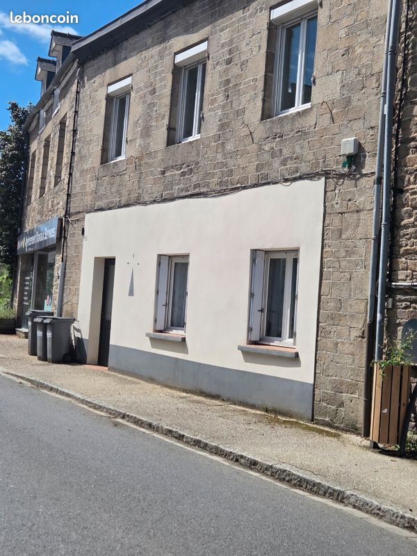 Appartement 11 pièces 220 m² · à Broons · 220 m² · 278 000 €