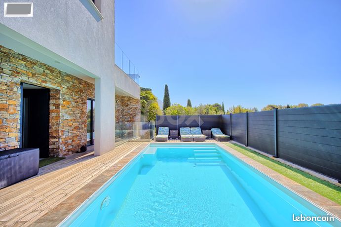 Villa 6 pièces 150 m²