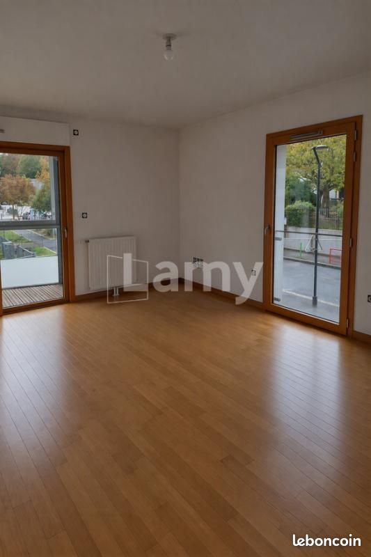 Appartement 3 pièces 77 m² · à Nantes · 77 m² · 858 €/mois