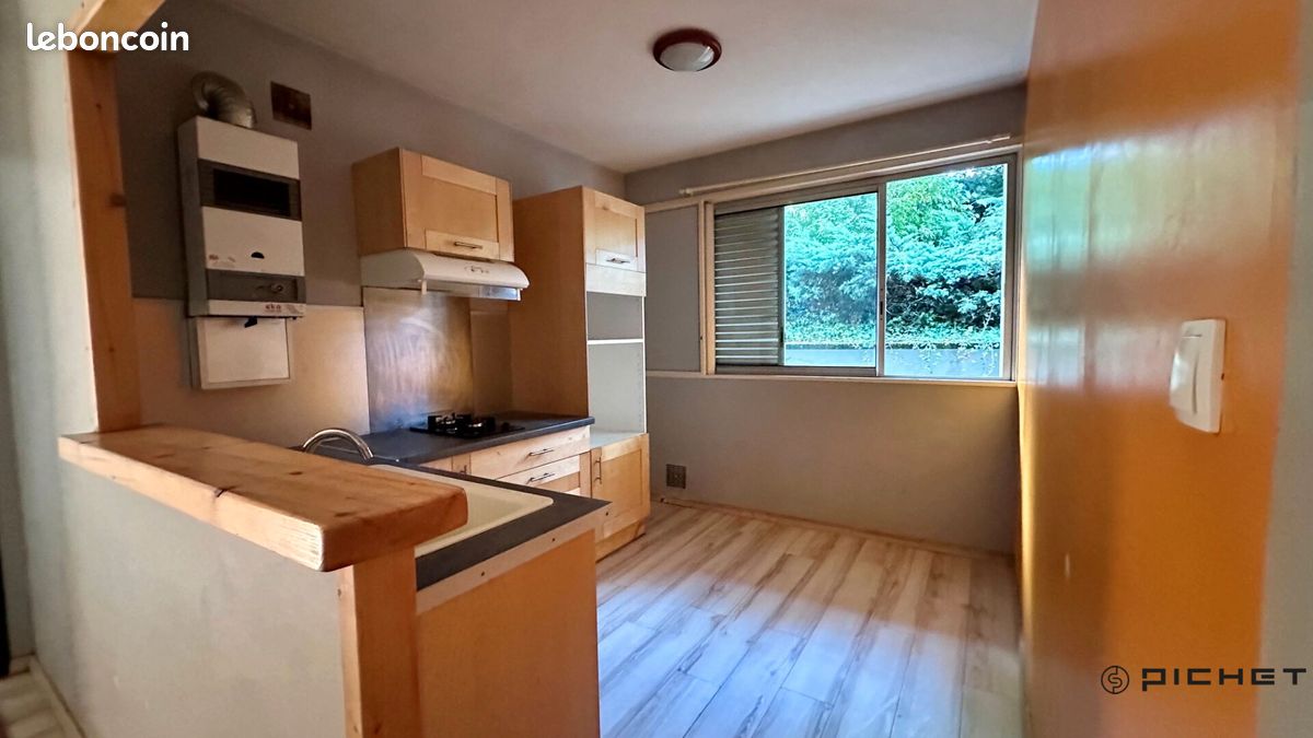 Appartement 2 pièces 56 m² · à Angoulême · 56 m² · 90 000 €
